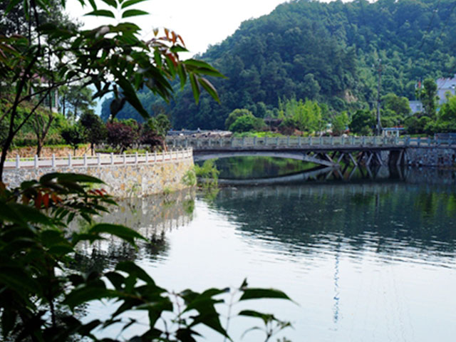 魚(yú)形山水庫(kù)